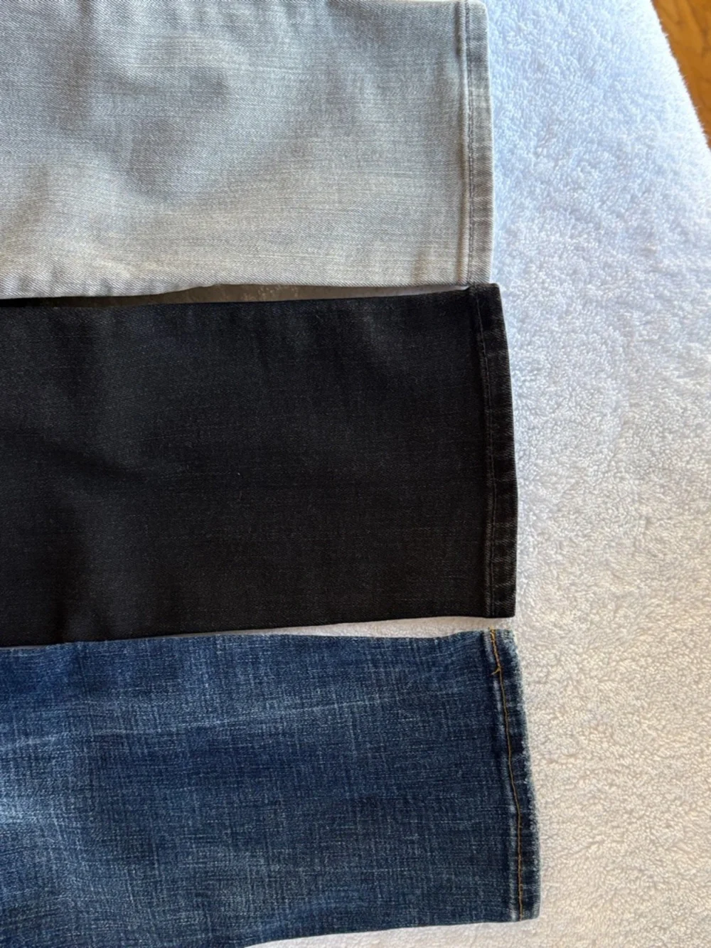 3 Pair Bundle AE Men’s Jeans Bundle 26x28 Gray, Black and Blue Slim